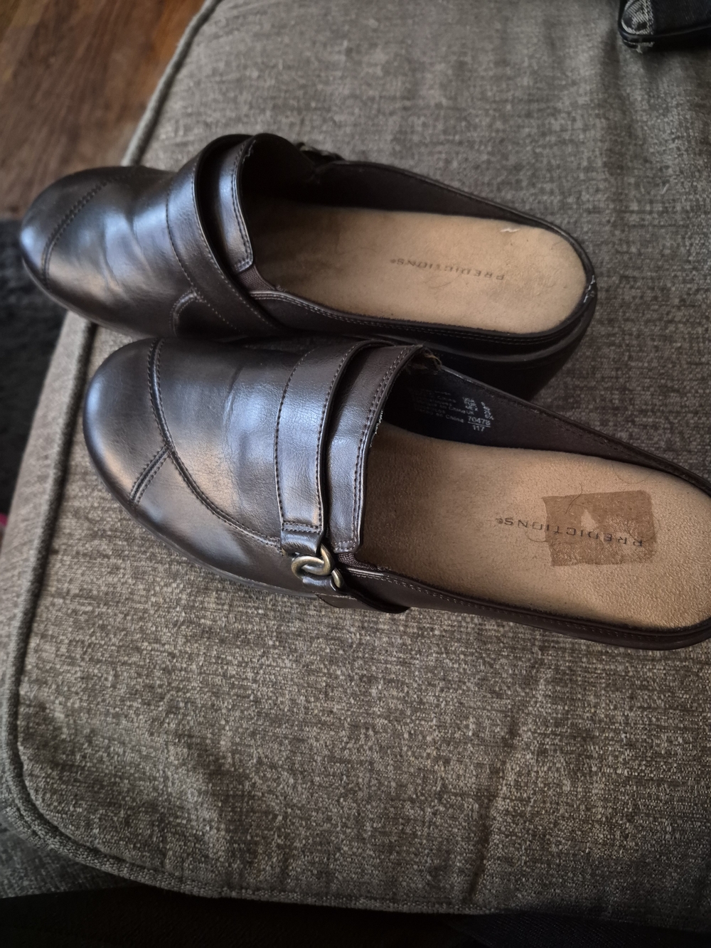Predictions Womens Dark Brown Slip-On Loafers with Metal Accent